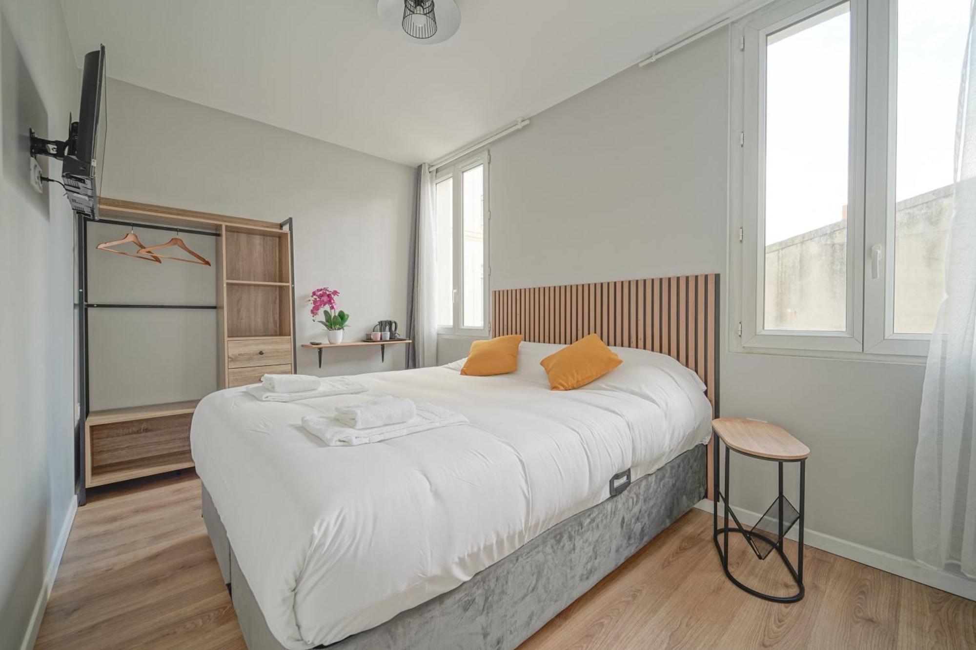 Hotel Trianon Saint Ouen Esterno foto