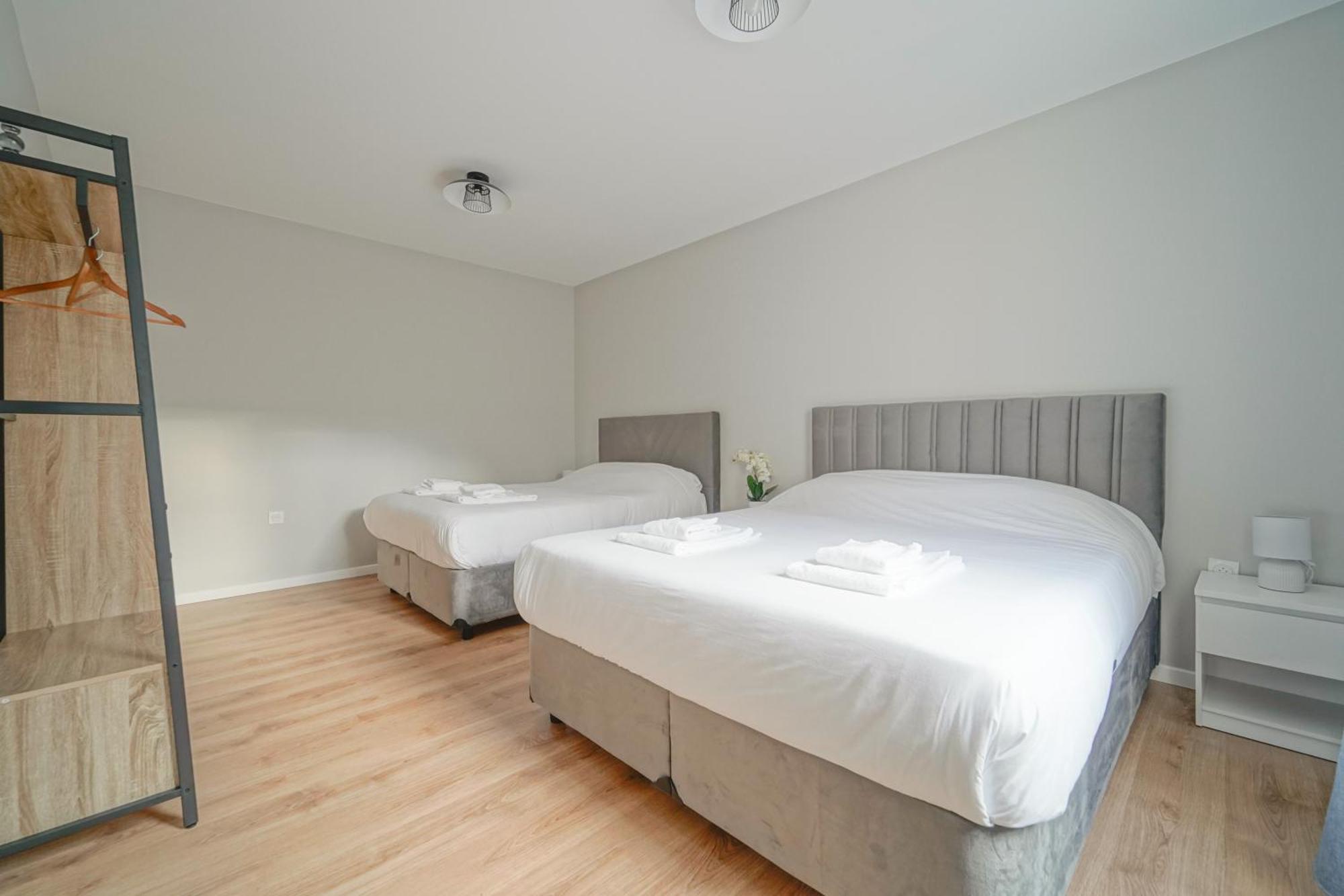 Hotel Trianon Saint Ouen Esterno foto