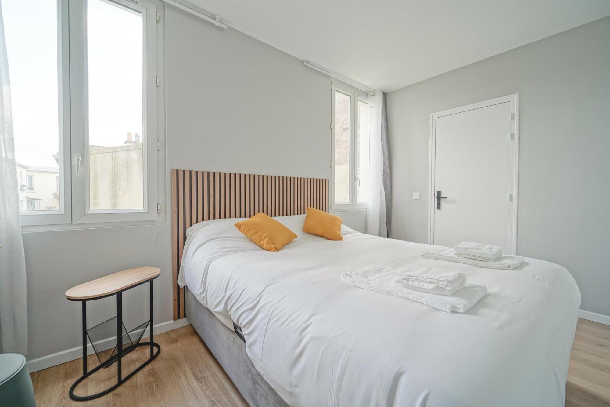 Hotel Trianon Saint Ouen Esterno foto